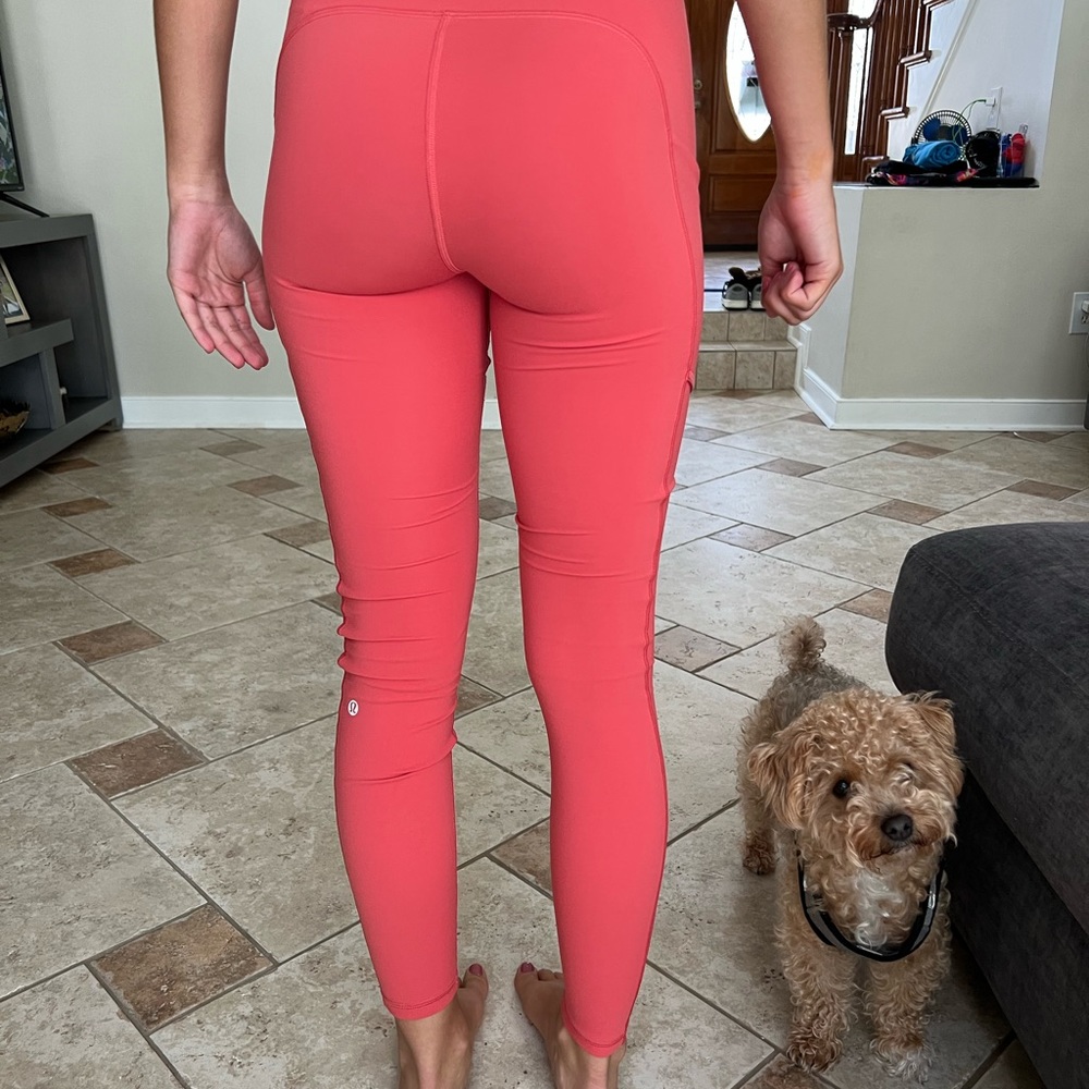Gently used selling for my daughter - Lululemon pants - Guava Pink sz 2